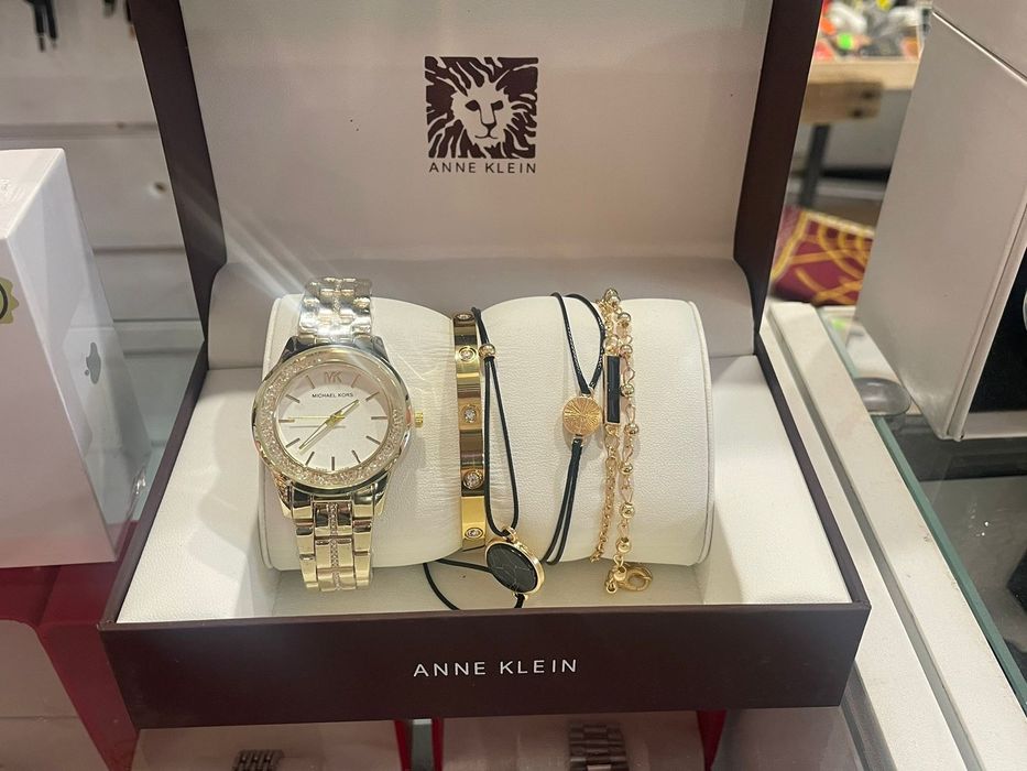 Подарка для женщины