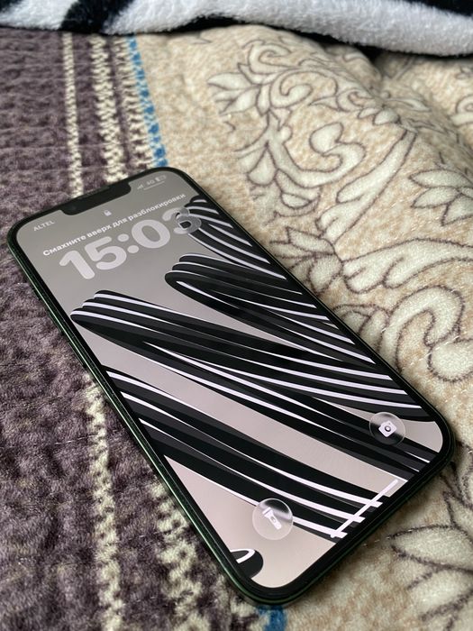 продам айфон 13 срочно