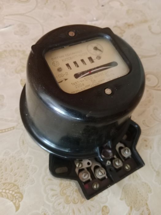 Продам электрический счётчик