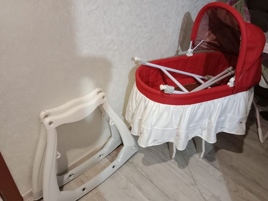 Продам люльку качалка новая