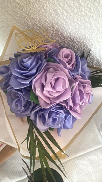 Buchet flori satin