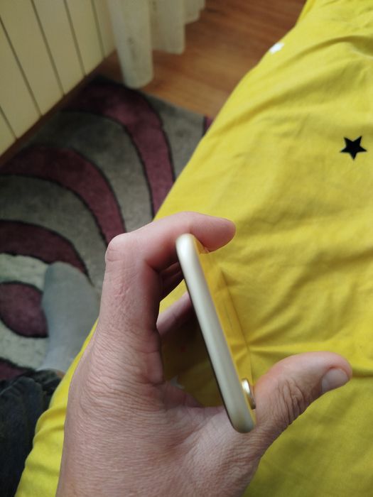 Iphone xr de 64 gb (pret fix)