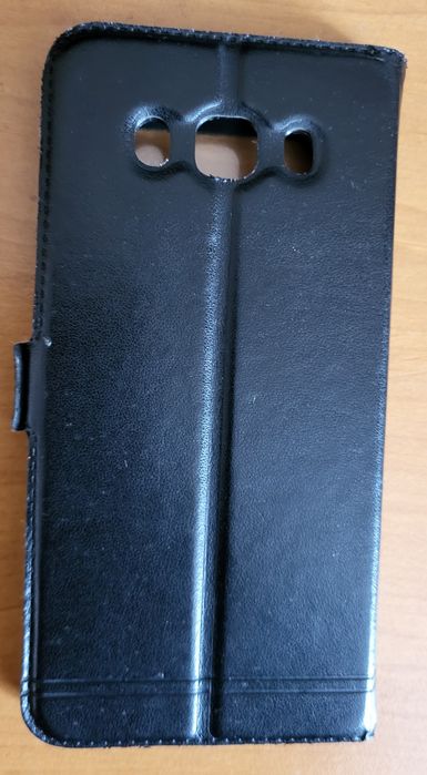 Смартфон Samsung J5