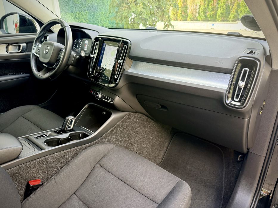 Volvo XC40 2.0d Cutie Automata 8+1 ! Garantie 12 Luni
