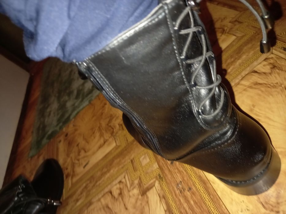 Продам осенные сапоги