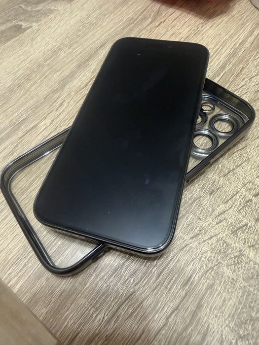 iPhone 15 Pro 128GB – Перфектен – Пълен комплект + Подаръци