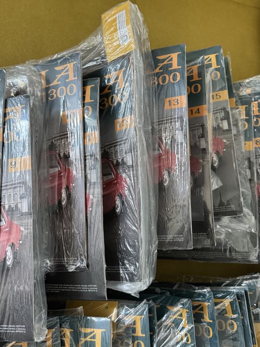 Macheta Dacia 1300 1/8 plus reviste sigilate