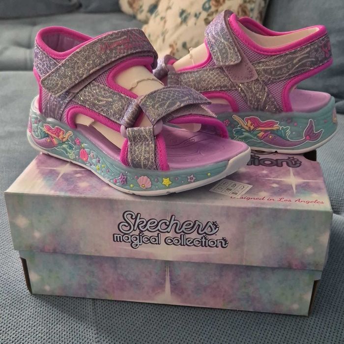 Skechers ( скечерс ) сандали светещи 30 номер