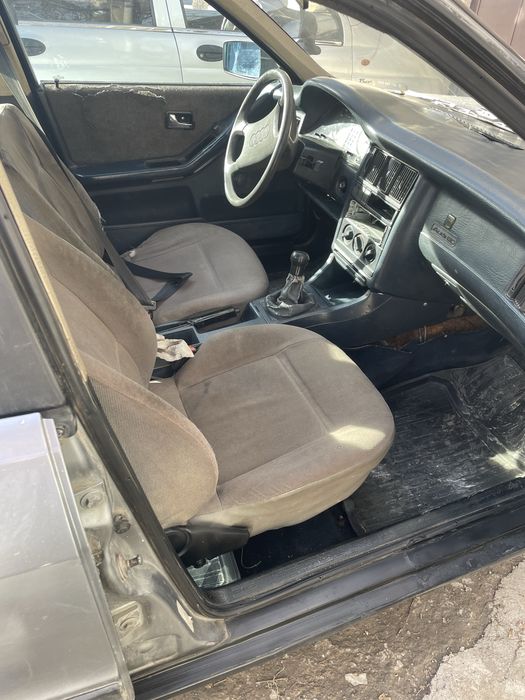 Srochna sotiladi Audi