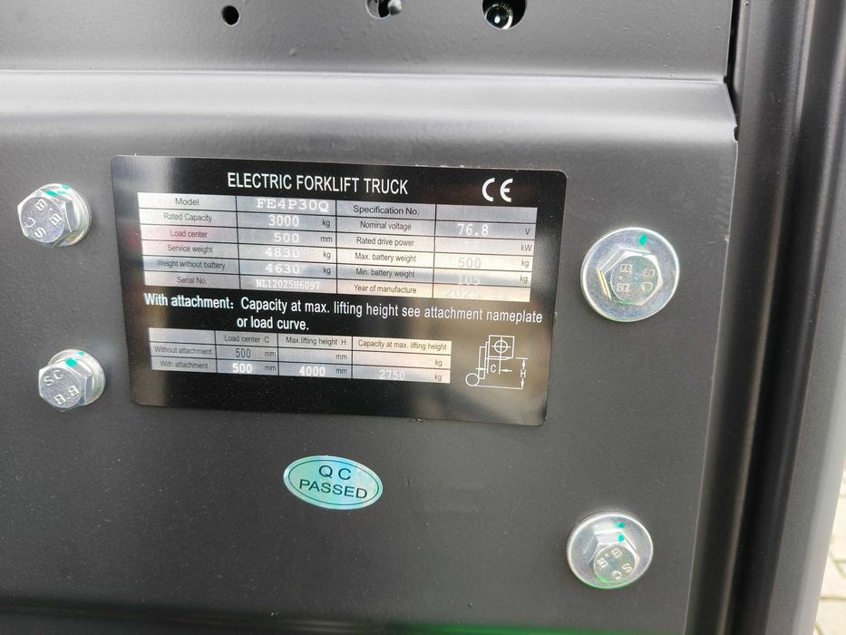 НОВ Електрокар Noblelift, четириопорен, до 3 тона, до 4 м., triplex