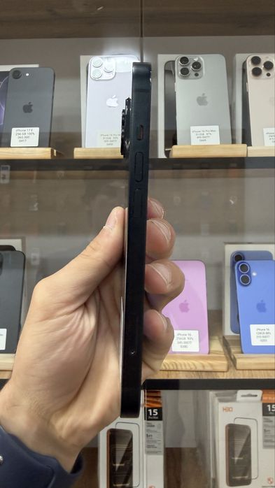 iPhone 14