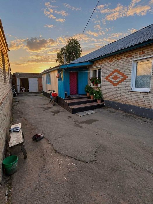 Продам 3 комнатный дом
