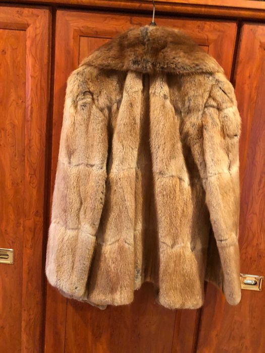 Vand haina blana din bizami