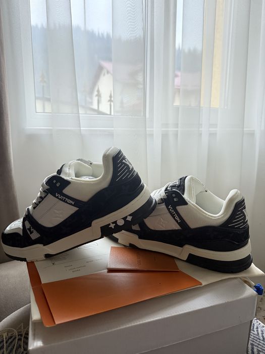 Adidasi Louis Vuitton Trainer