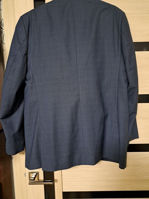 Продам брючный костюм!