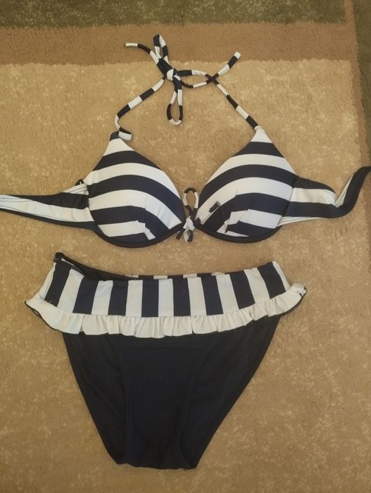 Купальники женские