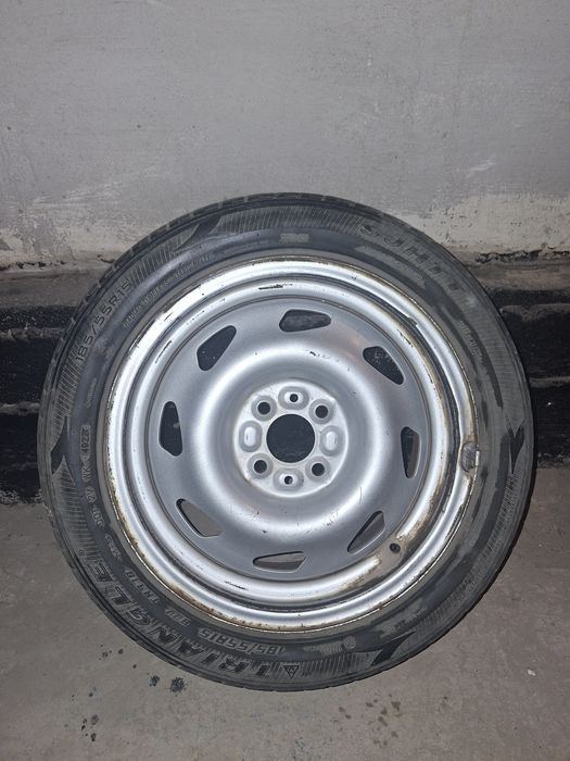 Продам диск с покрышкой 185/55r15