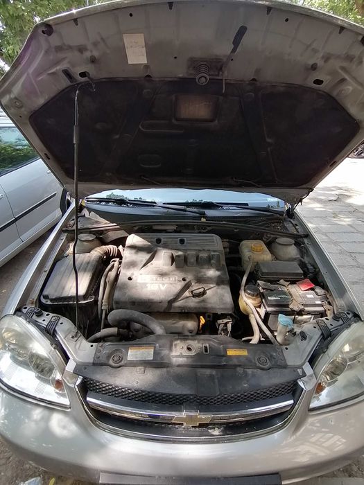 Шевролет Лачети 82500км.