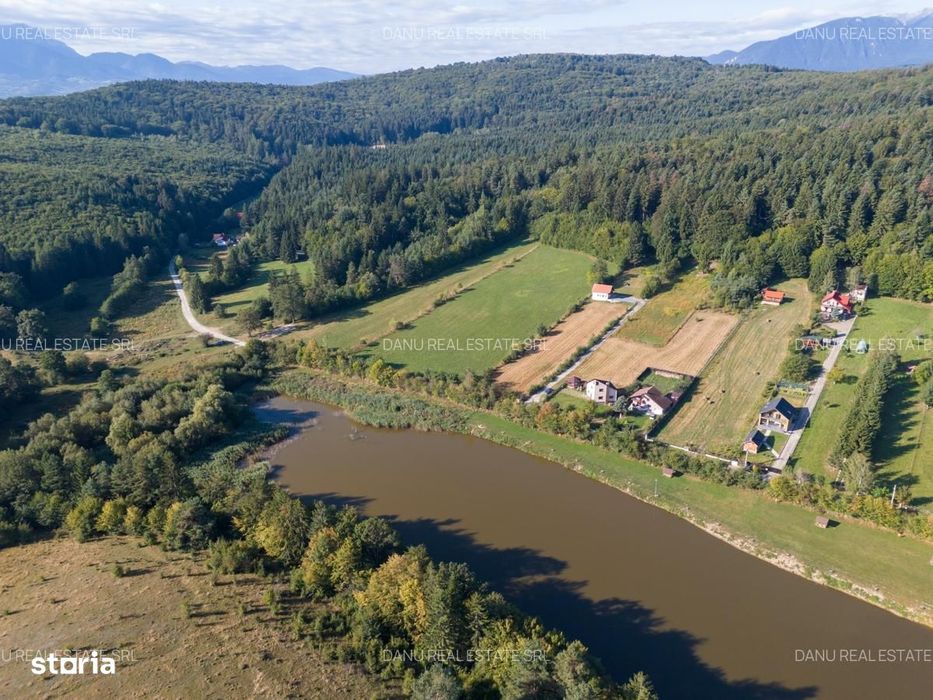 Teren intravilan 3.300 mp cu vedere către lac – Vulcan, zona lacurilor