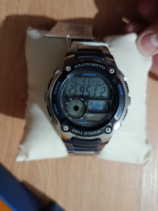 Часы Casio AE-2100WD-1AVDF