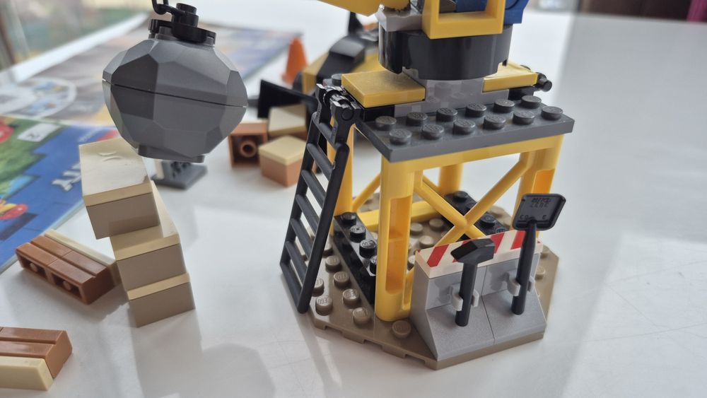 Лего Сити 60252 с книжки