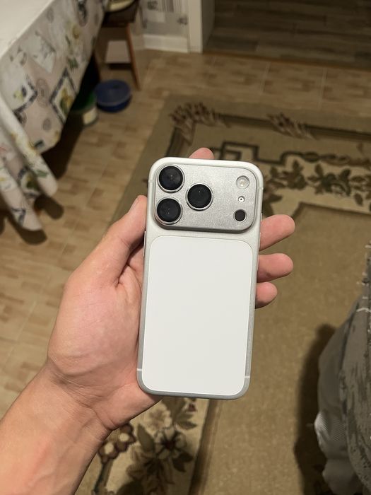 Iphone 17 pro E-sim