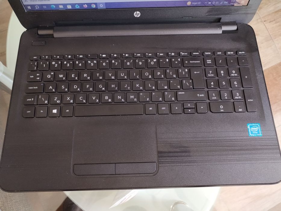 Лаптоп HP 15" ram 8GB/SSD 512GB