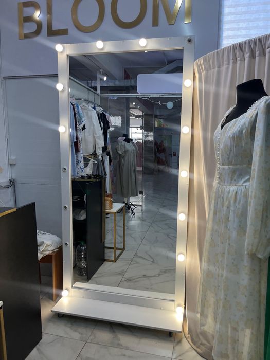 Продам зеркало продам зеркало в хорошем состояний