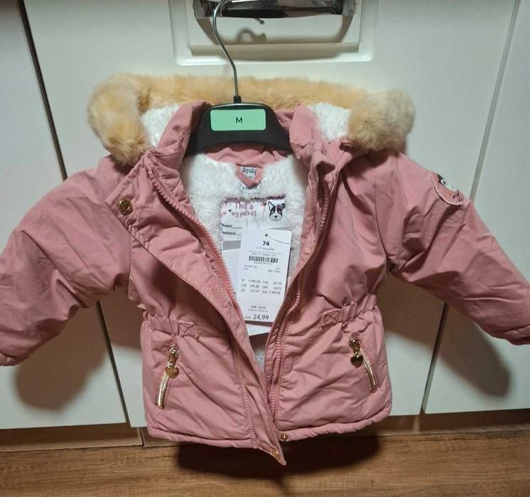 Jacheta fetiță mărime 74 nefolosit nou cu eticheta