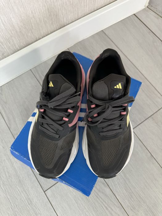 Adidas кроссовки