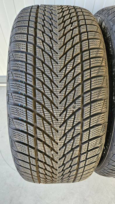 Anvelope iarna 245 45 18 Goodyear Ultragrip