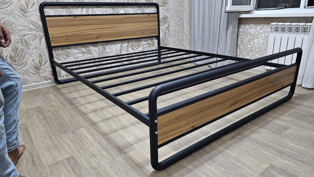 Двуспальная кровать. Металлическая кровать лофт. Темир Кроват.