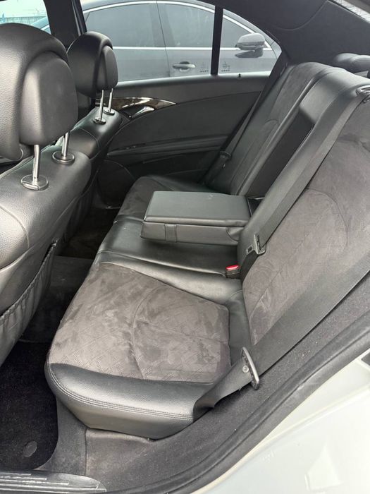 Mersedec benz w211 zo'r holatda ideal moshina