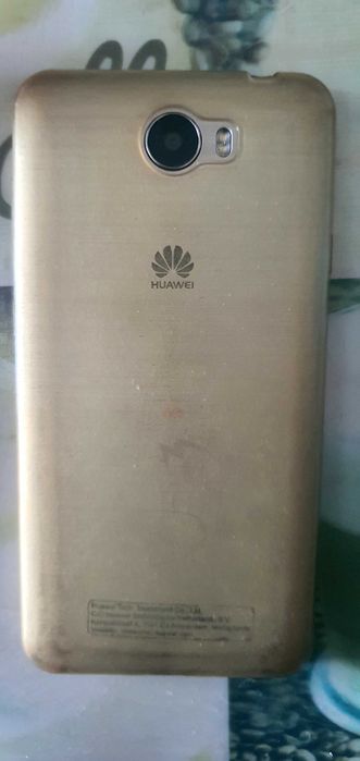 МODEL  -  HUAWEI CUN - L21  без забележки .