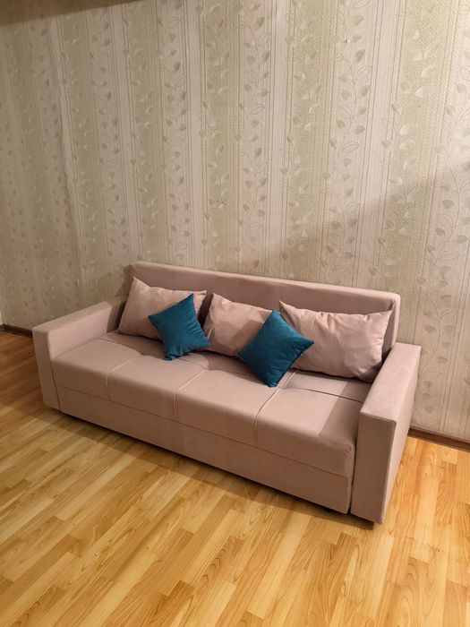 Продам диван новый