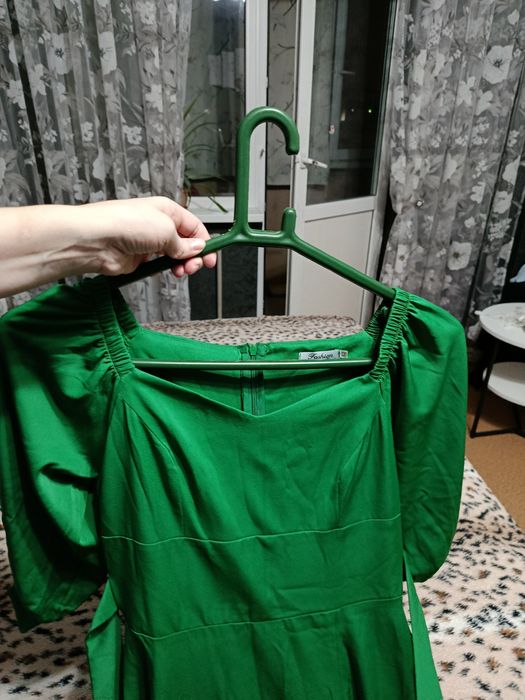 Продажа женской одежды