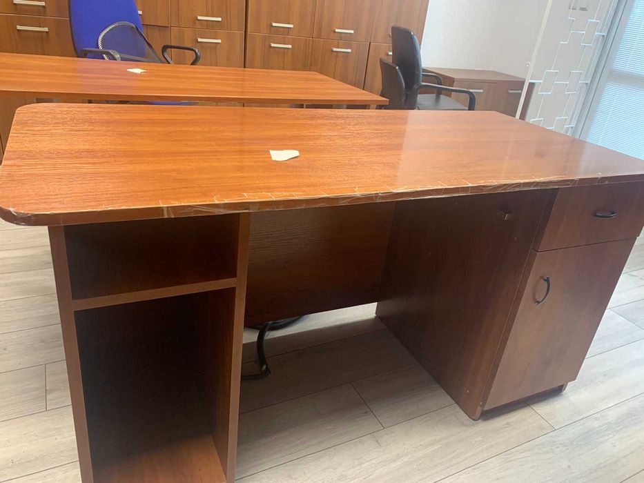 Офис мебели и оборудване - втора употреба