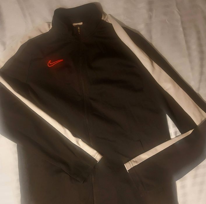 Младежки екип  Nike