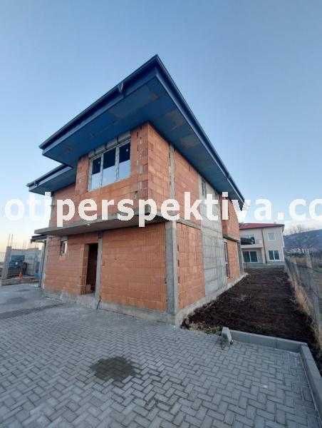 Продава се Къща в с. Първенец, Област Пловдив - 242 кв.м за 1405 €/кв.м - Снимка #2