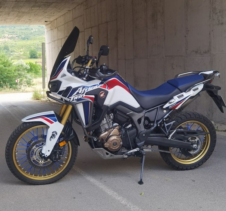 Honda crf 1000L   4300km.