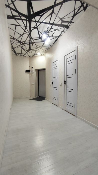 Яшнабодда 3-хона квартира сотилади