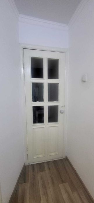 Двери межкомнатные, деревянные