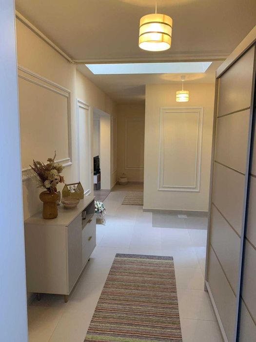 Proprietar vand  apartament nou 69 mp