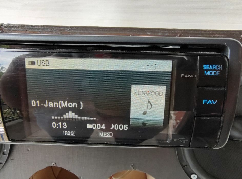 Рядък и висок клас KENWOOD KIV-700