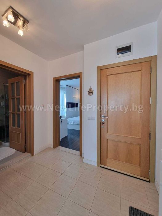 Продава се Двустаен апартамент в с. Кошарица, Област Бургас - 82 кв.м за 903 €/кв.м - Снимка #1