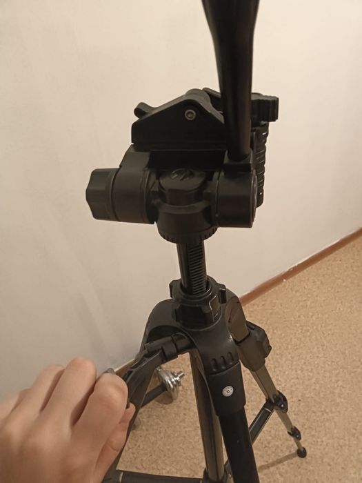 Мощный штатив с пультом