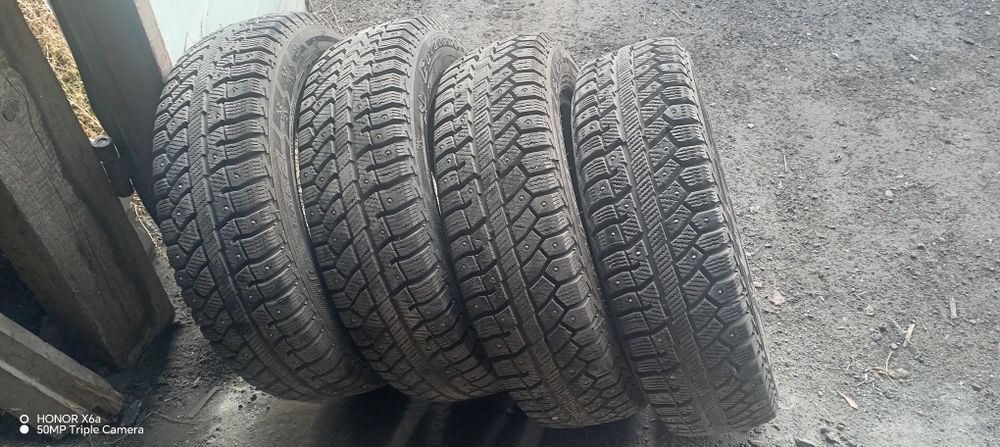 Продам шины зимние на 14д.  Kardiant.
