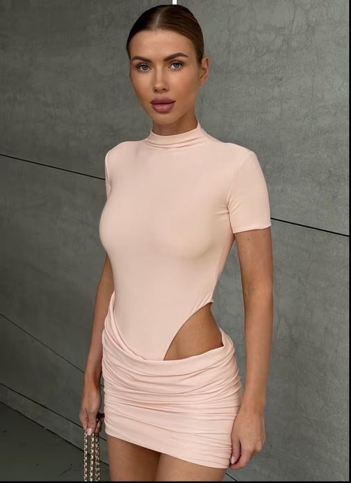 Рокля в светло розово размер с