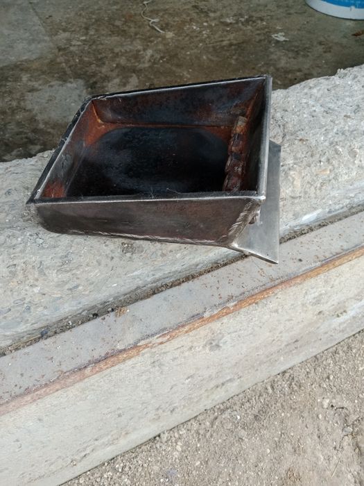 Пытыра құятын сатылатын охотниктер