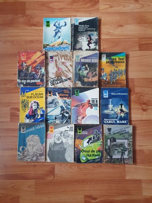 carti colectia delfin